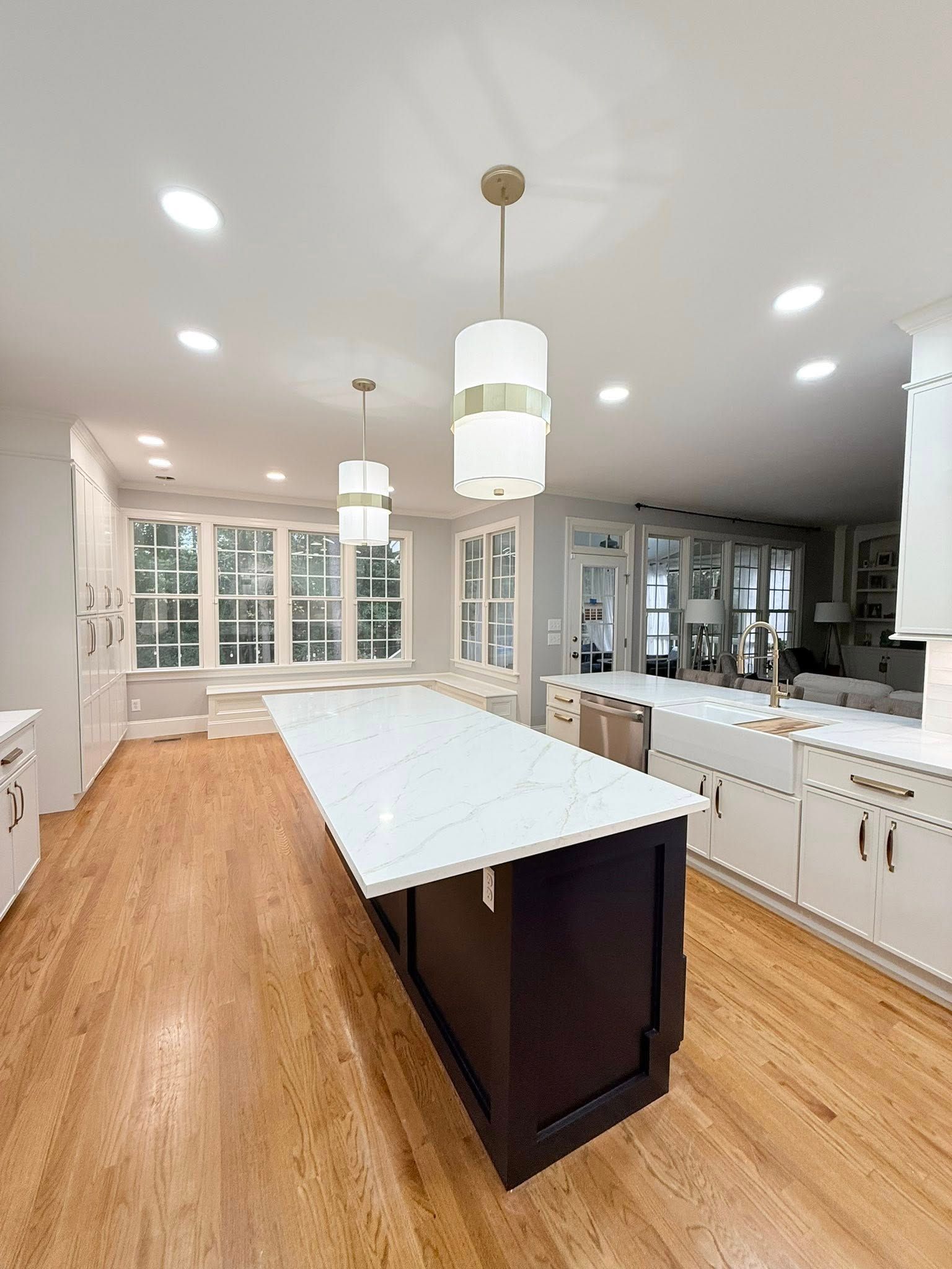 Kitchen island with pendant lighting
